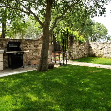 The Poolside Stone House In Holiday home Bale