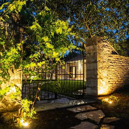 The Poolside Stone House In Holiday home