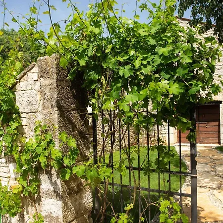 Holiday home The Poolside Stone House In